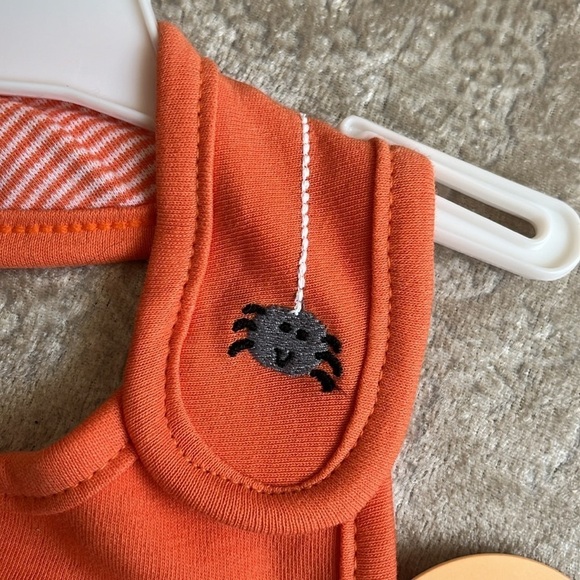 Brand New Set of 2 Cloth Baby Bibs Orange Halloween Thanksgiving Turkey Pumpkin - Picture 5 of 14